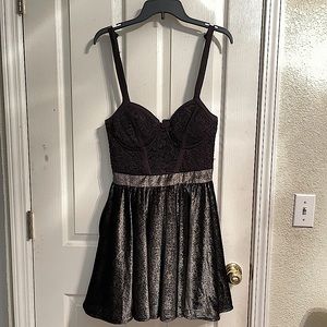 bebe: Black/Gold Lace + Metallic Velour Dress NWT